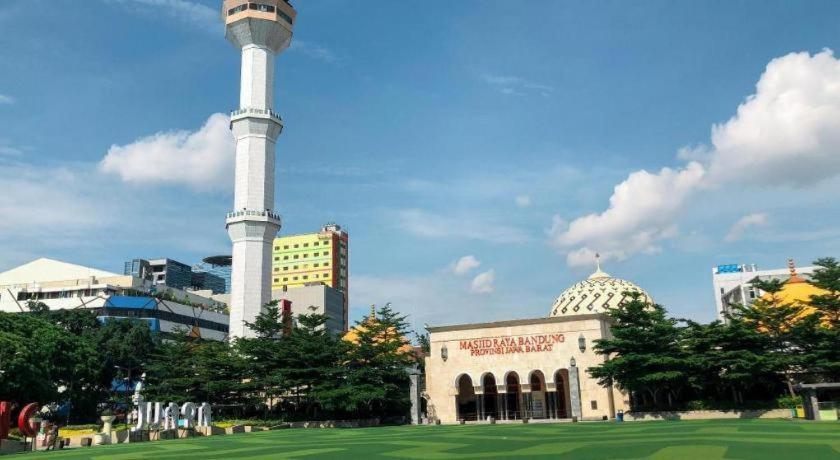 Kedaton Hotel Bandung Kültér fotó