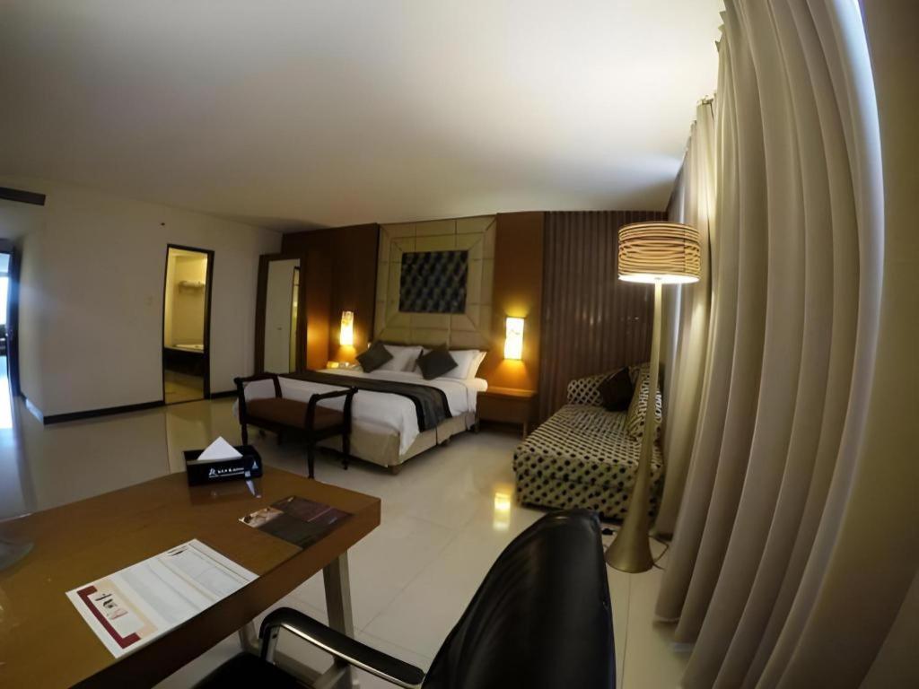 Kedaton Hotel Bandung Kültér fotó