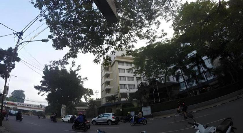 Kedaton Hotel Bandung Kültér fotó
